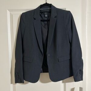 Size 4P NWT